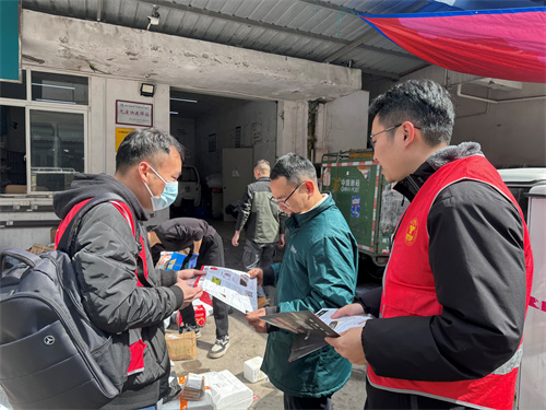 塘下鎮開展禁毒宣傳進快遞驛站1.jpg